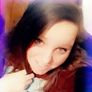 Meet your Posher, Whitney